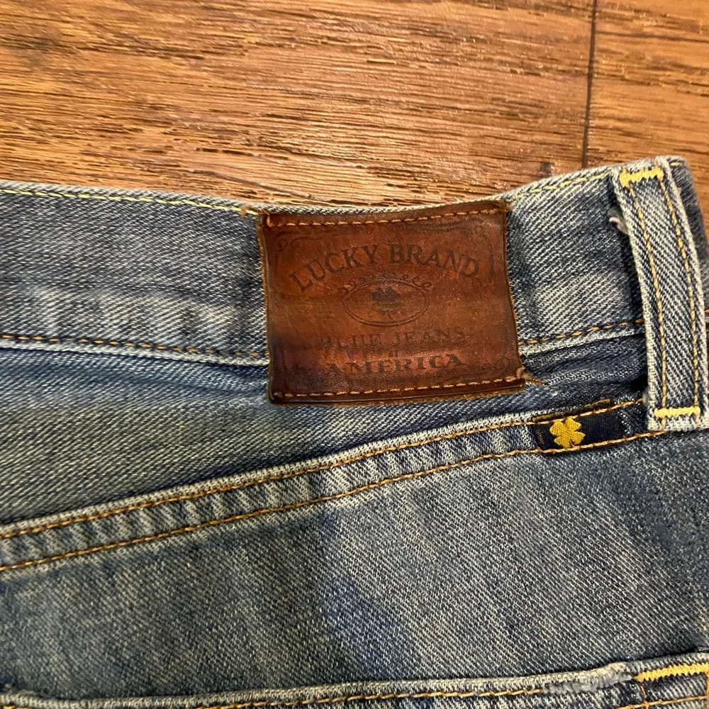Lucky Brand Men's Blue Jeans‎